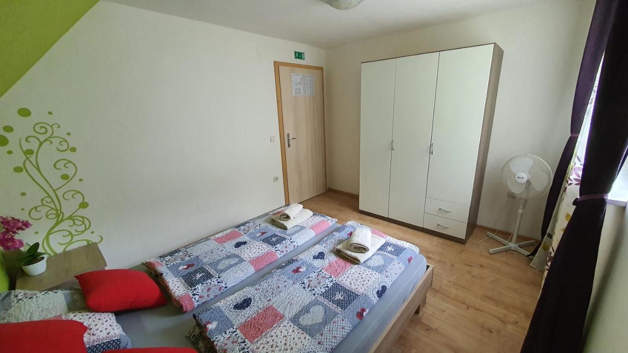 Apartment Tijana Nomenj Eksteriør billede